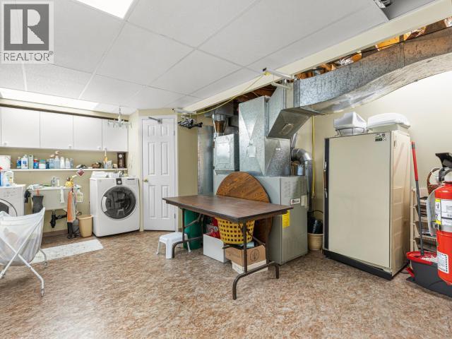 43 CEDAR CRESCENT photo 21