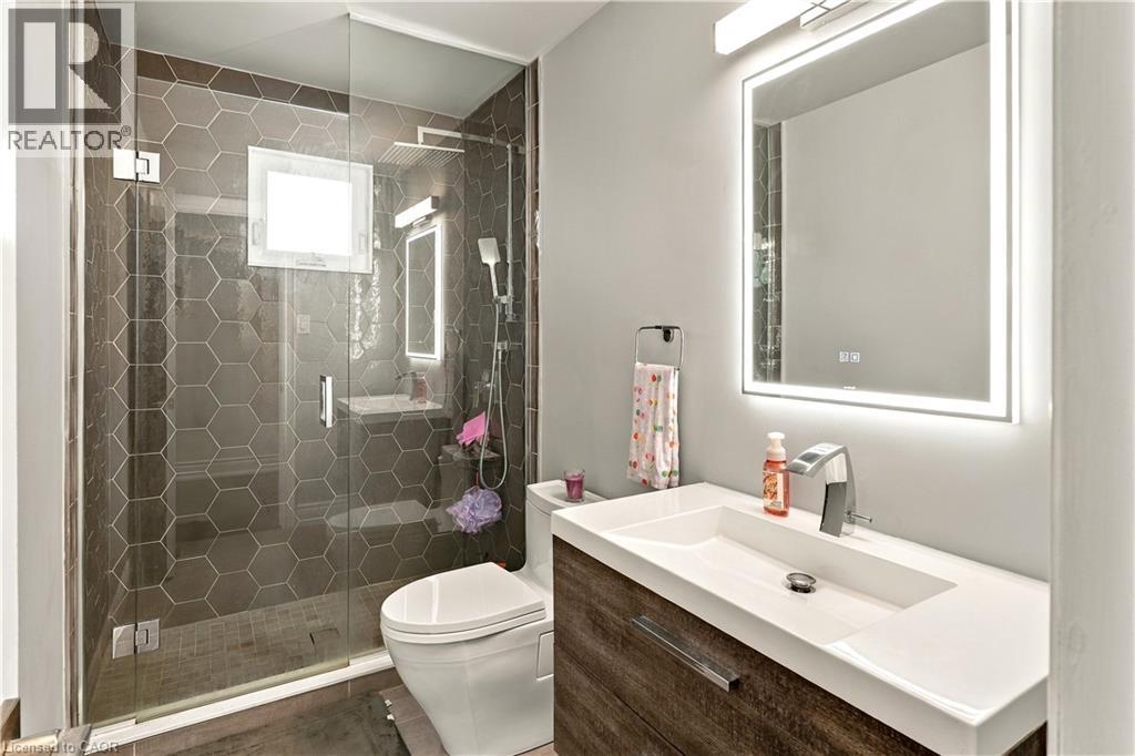 2390 Sinclair Circle, Burlington, Ontario  L7P 3C3 - Photo 17 - 40863224