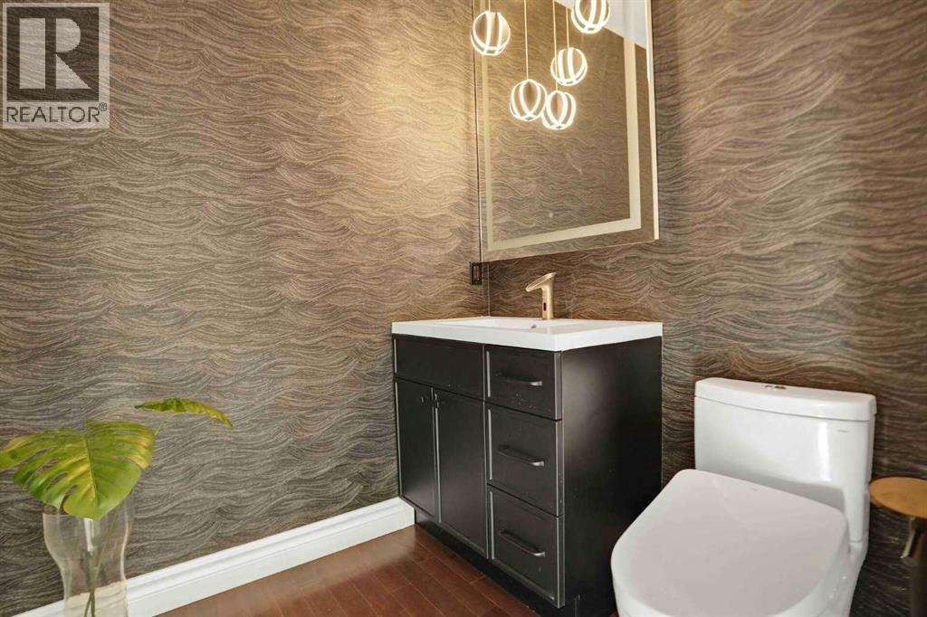 323 Aspen Glen Place Sw, Calgary, Alberta  T3H 0E9 - Photo 20 - A2345076