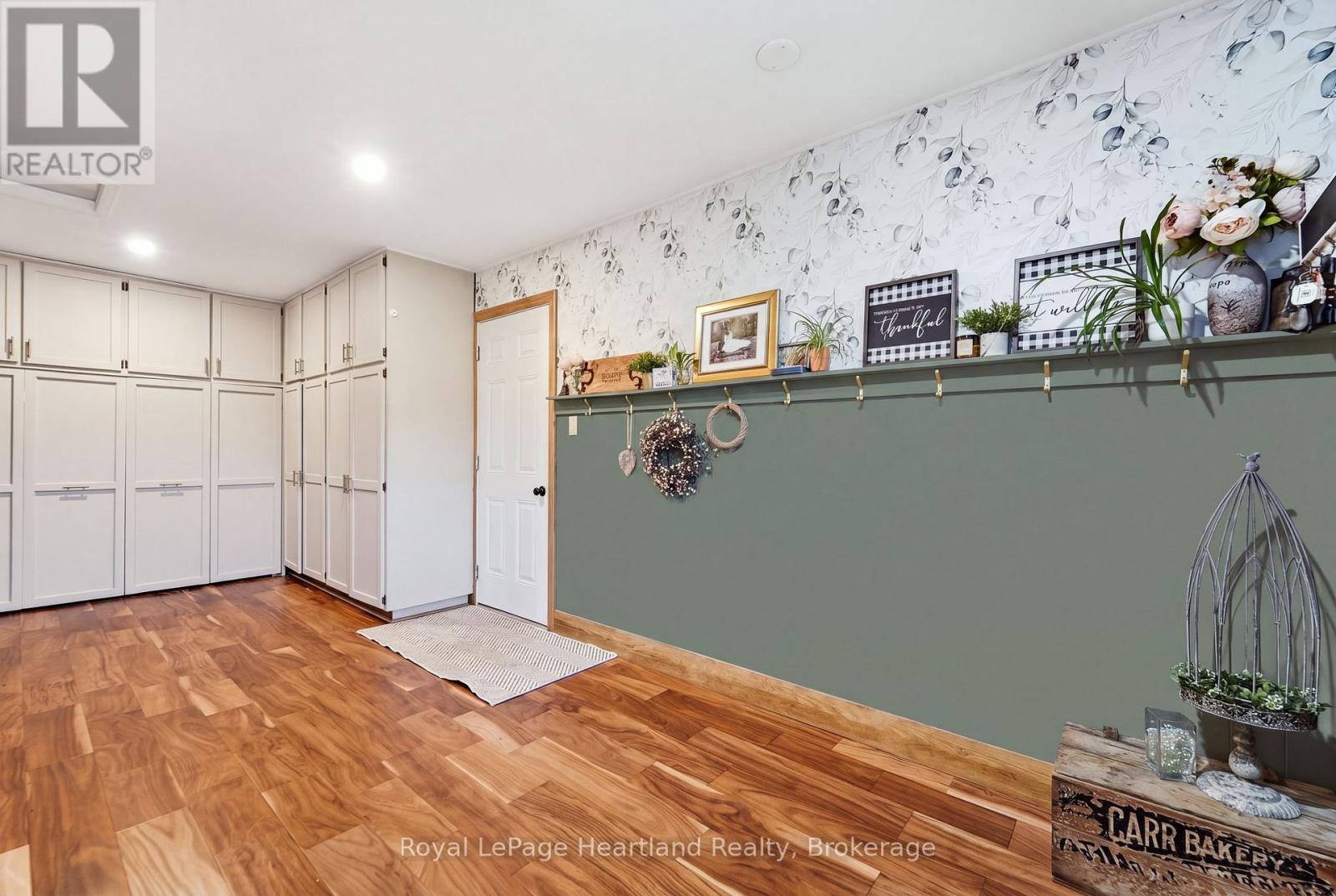 77872 London Road, Huron East, Ontario  N0M 1L0 - Photo 3 - X13781364