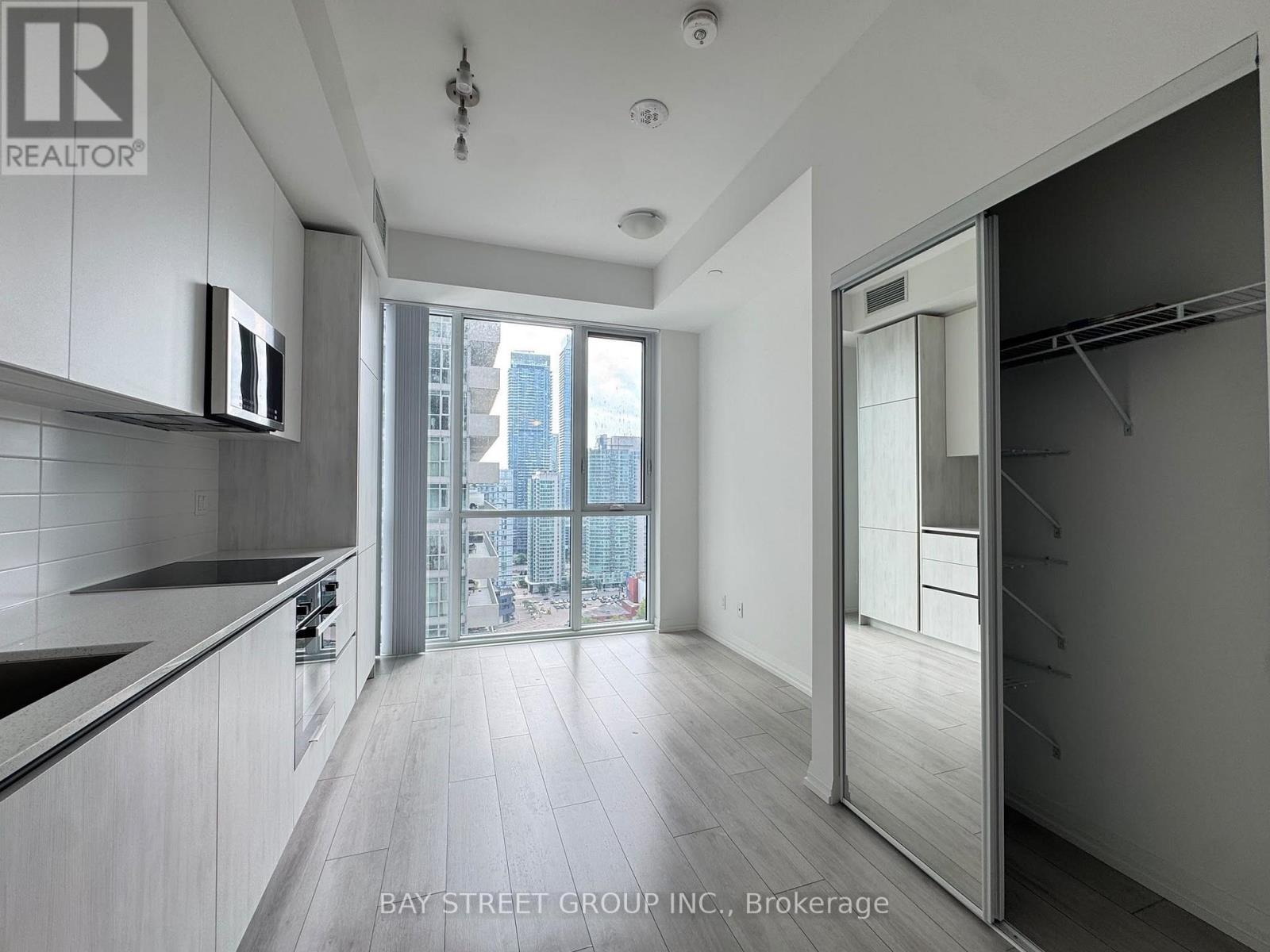 2416 - 400 King Street W, Toronto, Ontario  M5V 1K2 - Photo 8 - C13781304