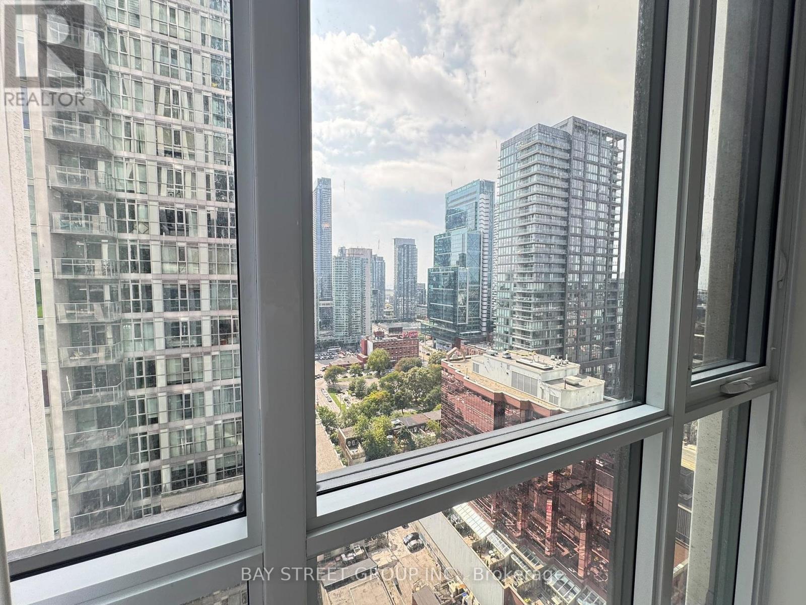 2416 - 400 King Street W, Toronto, Ontario  M5V 1K2 - Photo 9 - C13781304