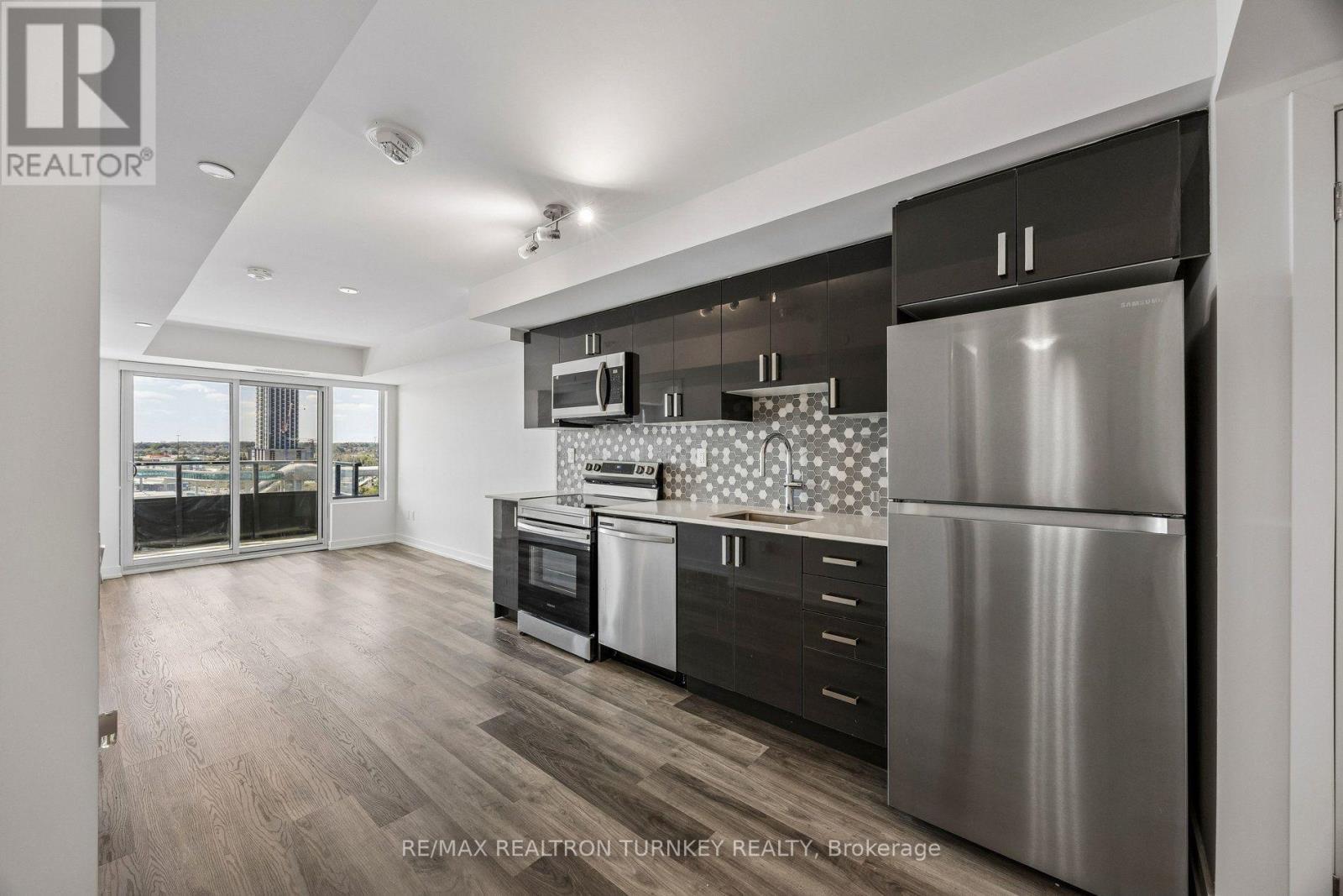 912 - 1435 Celebration Drive, Pickering, Ontario  L1W 0C4 - Photo 24 - E13781386