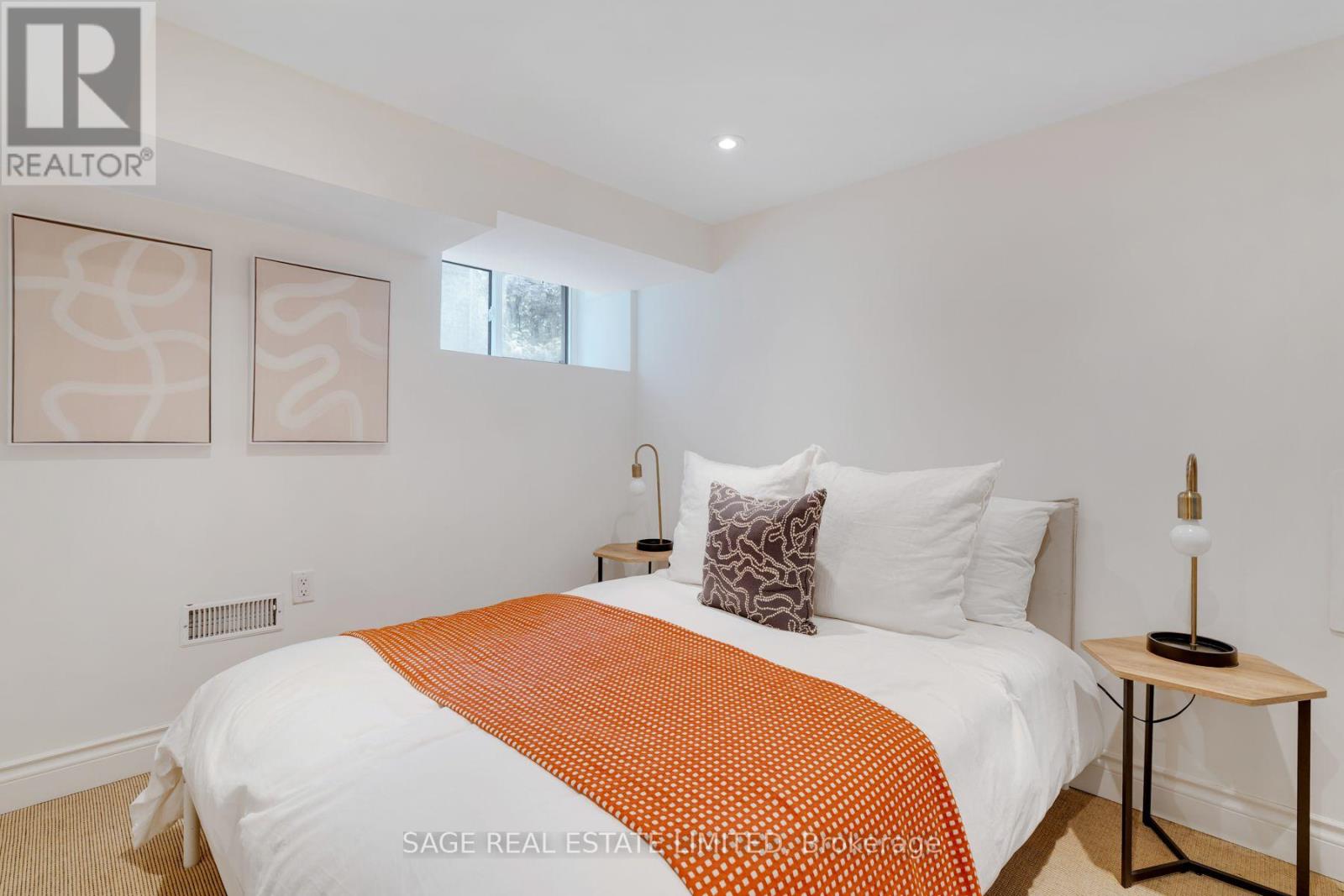 108 Kingswood Road, Toronto, Ontario  M4E 3N5 - Photo 35 - E13781404