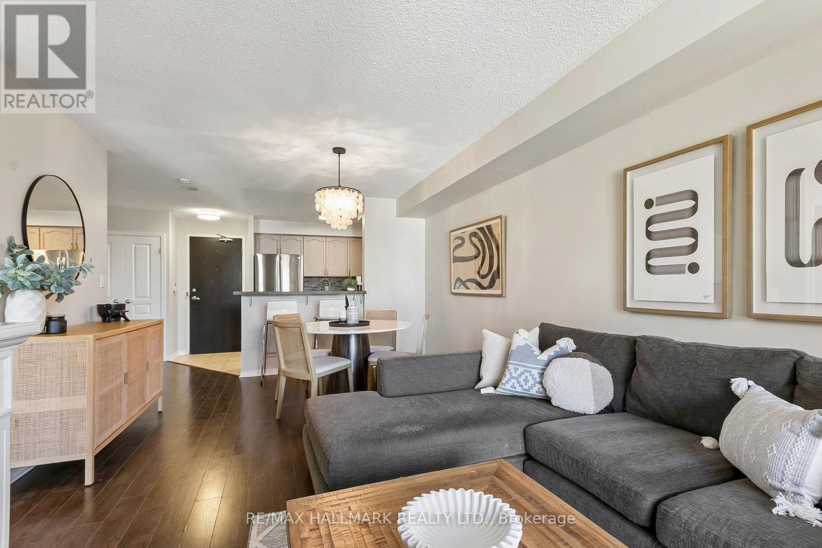 418 - 1733 Queen Street E, Toronto, Ontario  M4L 6S9 - Photo 4 - E13781414