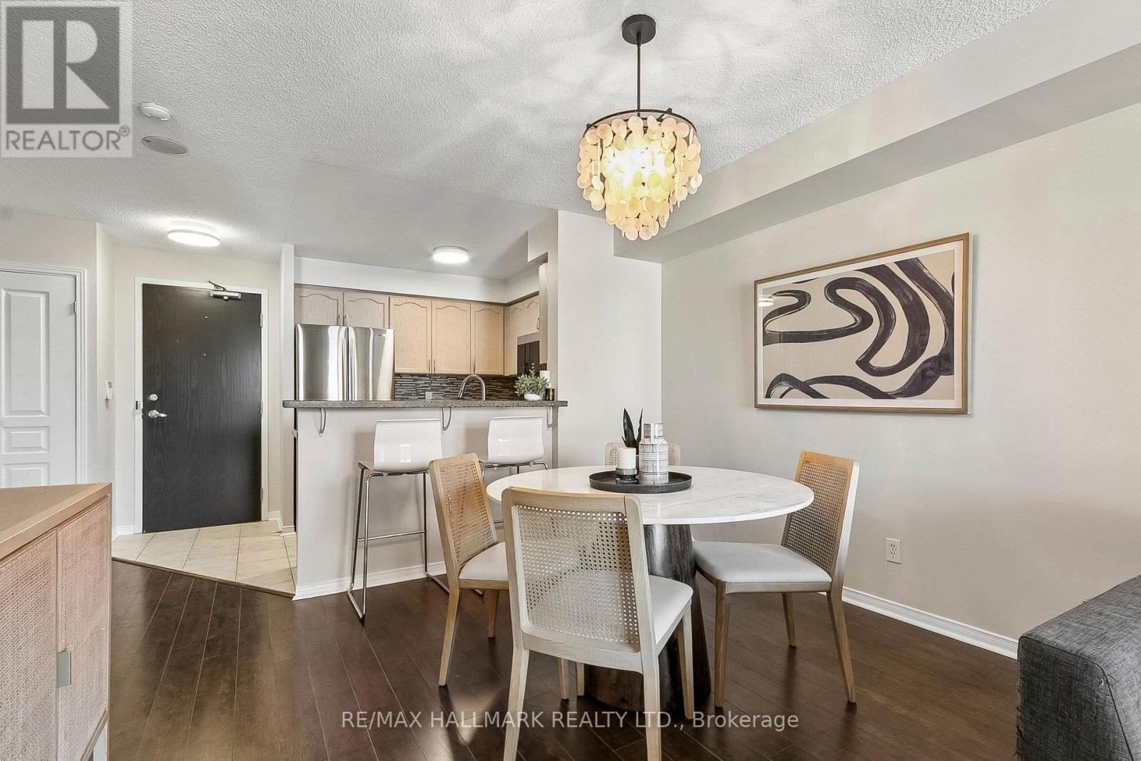 418 - 1733 Queen Street E, Toronto, Ontario  M4L 6S9 - Photo 5 - E13781414