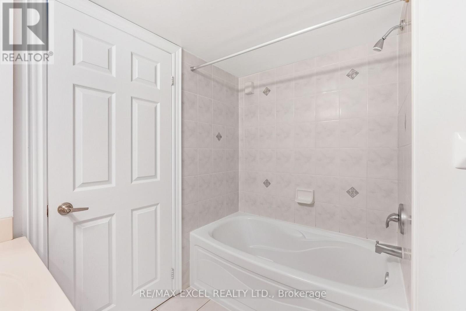 1627 - 33 Cox Boulevard, Markham (Unionville), Ontario  L3R 8A6 - Photo 18 - N13781280
