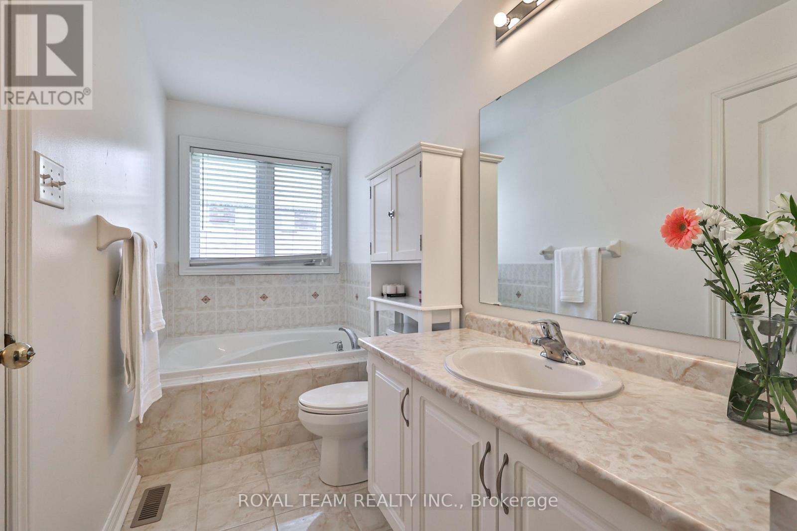 12 Spring Arbour Road, Vaughan, Ontario  L4J 0B7 - Photo 19 - N13781298