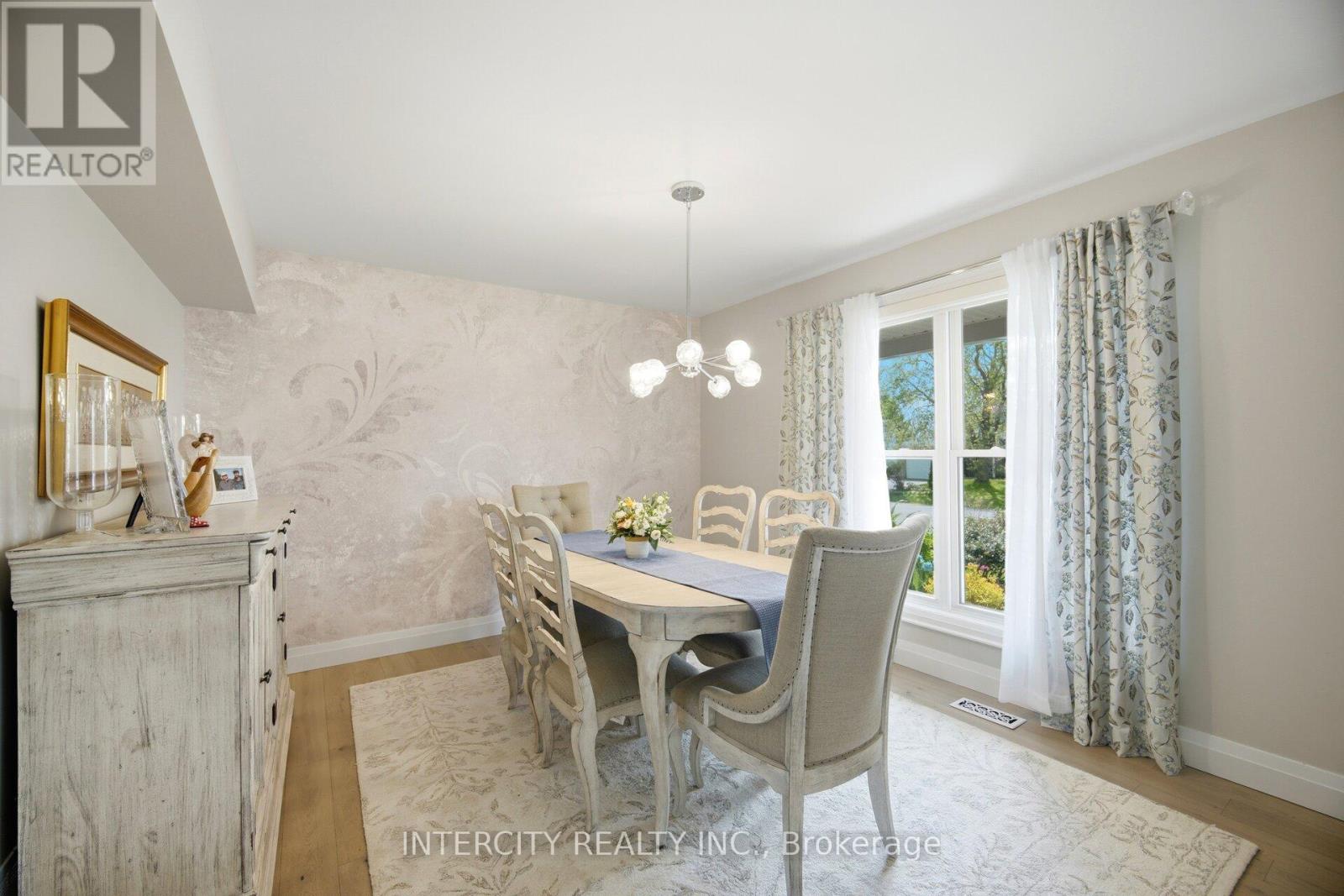 2262 Webb Street, Innisfil, Ontario  L9S 1K7 - Photo 11 - N13781336