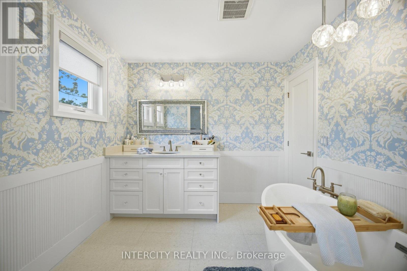 2262 Webb Street, Innisfil, Ontario  L9S 1K7 - Photo 32 - N13781336