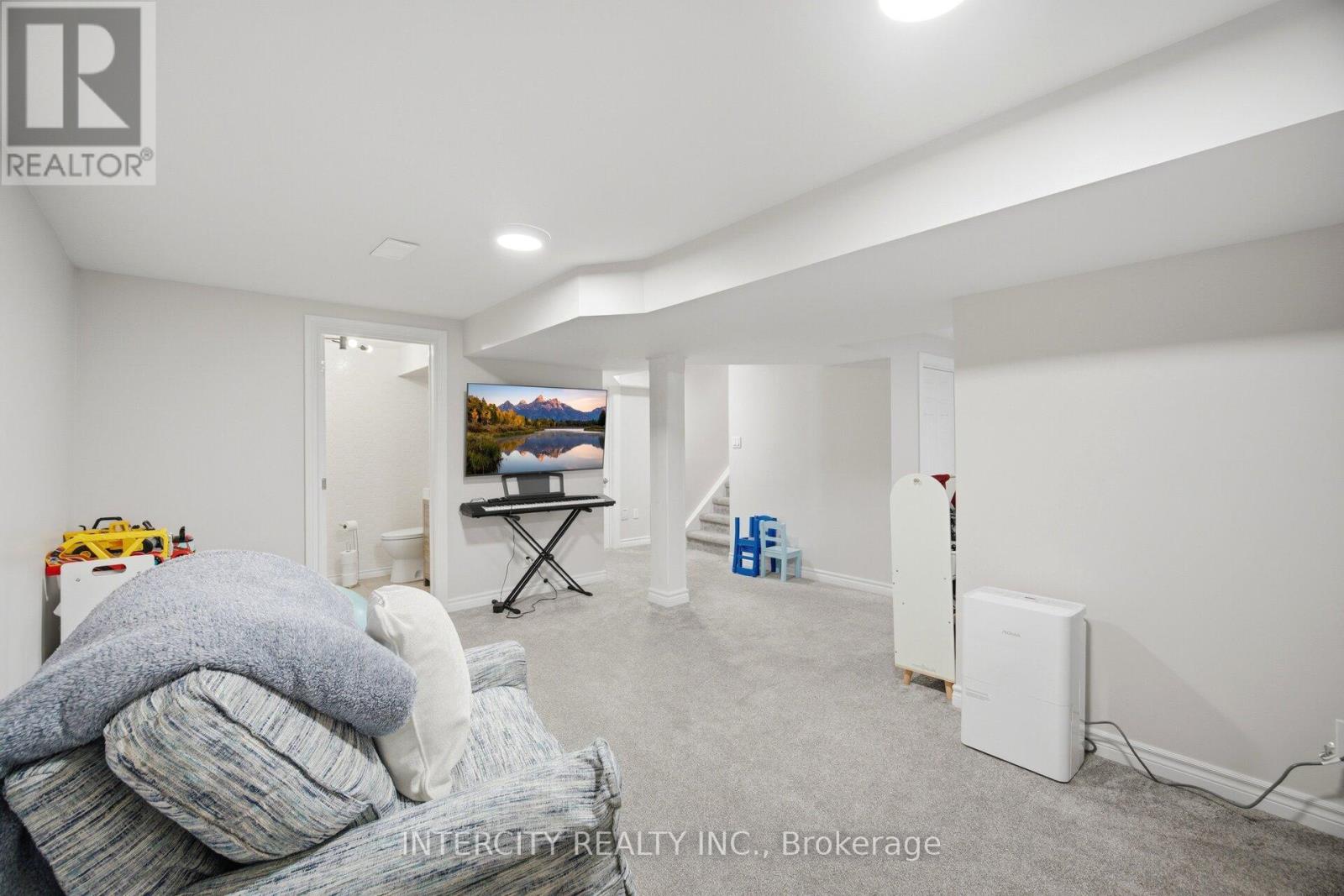 2262 Webb Street, Innisfil, Ontario  L9S 1K7 - Photo 36 - N13781336