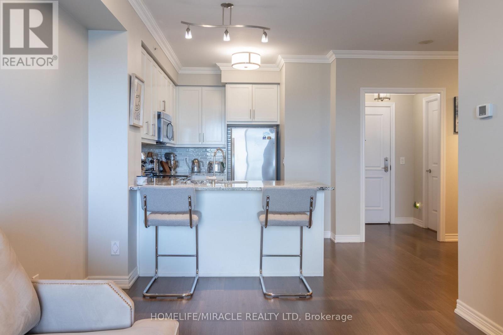 1410 - 9255 Jane Street, Vaughan (Maple), Ontario  L6A 0K1 - Photo 7 - N13781400