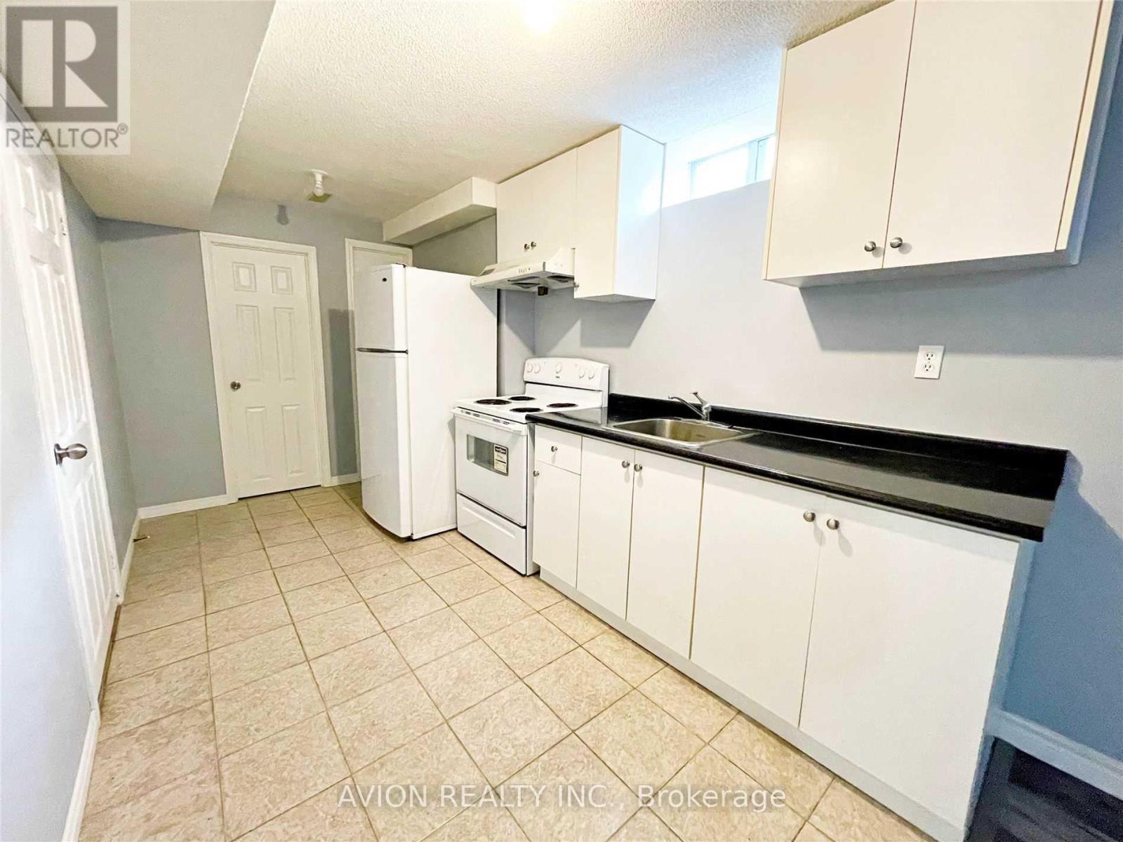 Lower - 73 Harry Blaylock Drive, Markham, Ontario  L6E 2H1 - Photo 5 - N13781418