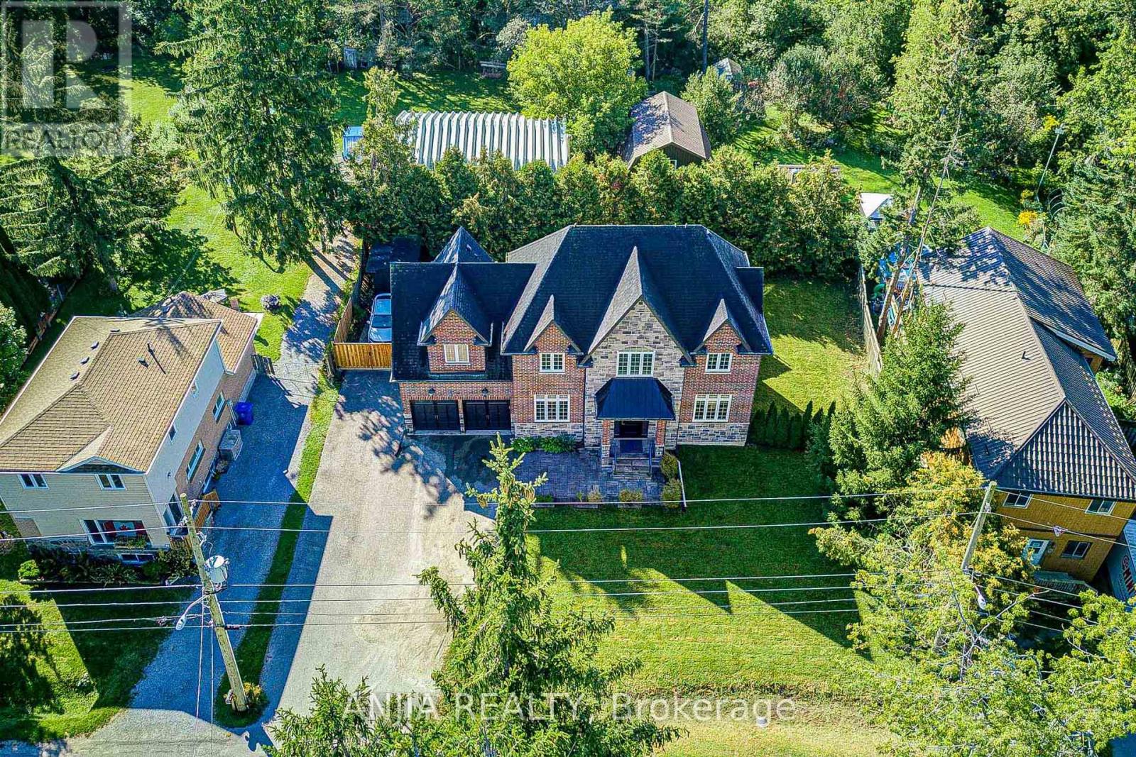 41 Valley Road, Whitchurch-Stouffville, Ontario  L4A 2X7 - Photo 4 - N13781424