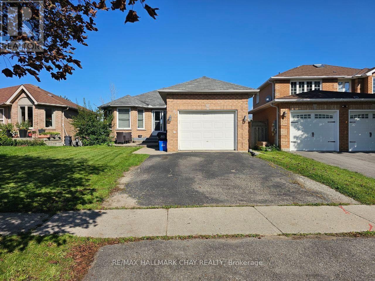 23 Morton Crescent, Barrie (West Bayfield), Ontario  L4N 7T4 - Photo 1 - S13781504