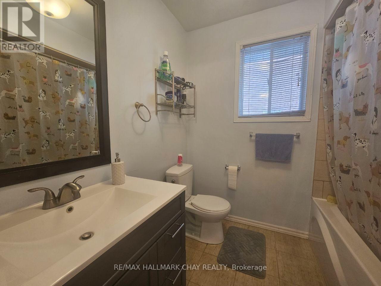 23 Morton Crescent, Barrie (West Bayfield), Ontario  L4N 7T4 - Photo 12 - S13781504