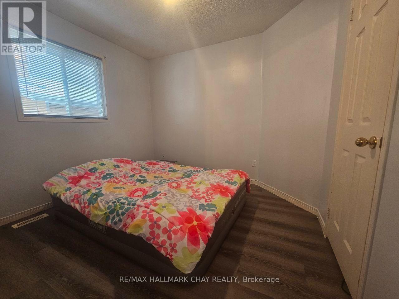 23 Morton Crescent, Barrie (West Bayfield), Ontario  L4N 7T4 - Photo 14 - S13781504