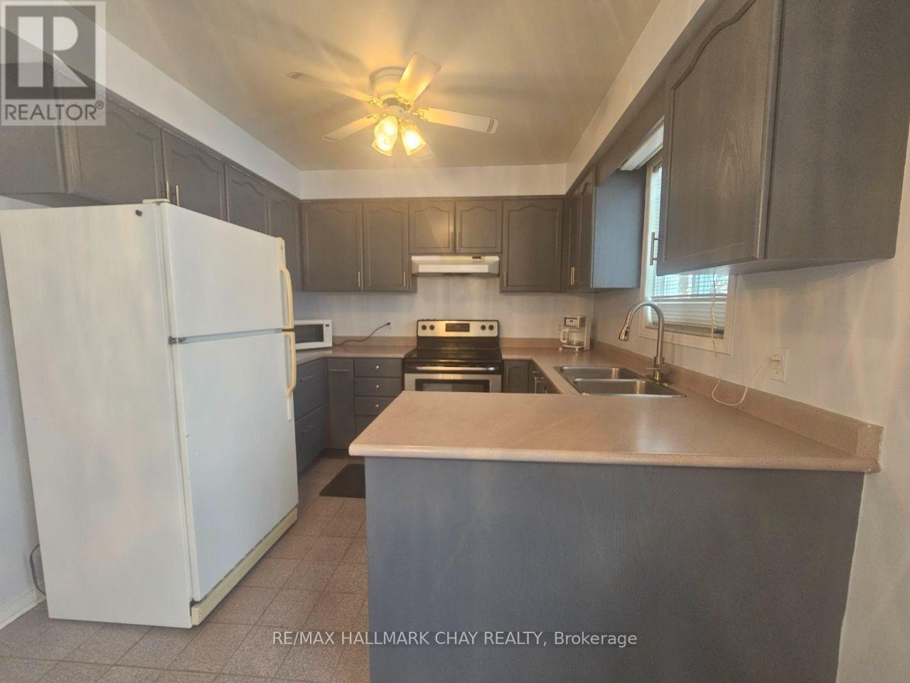 23 Morton Crescent, Barrie (West Bayfield), Ontario  L4N 7T4 - Photo 9 - S13781504