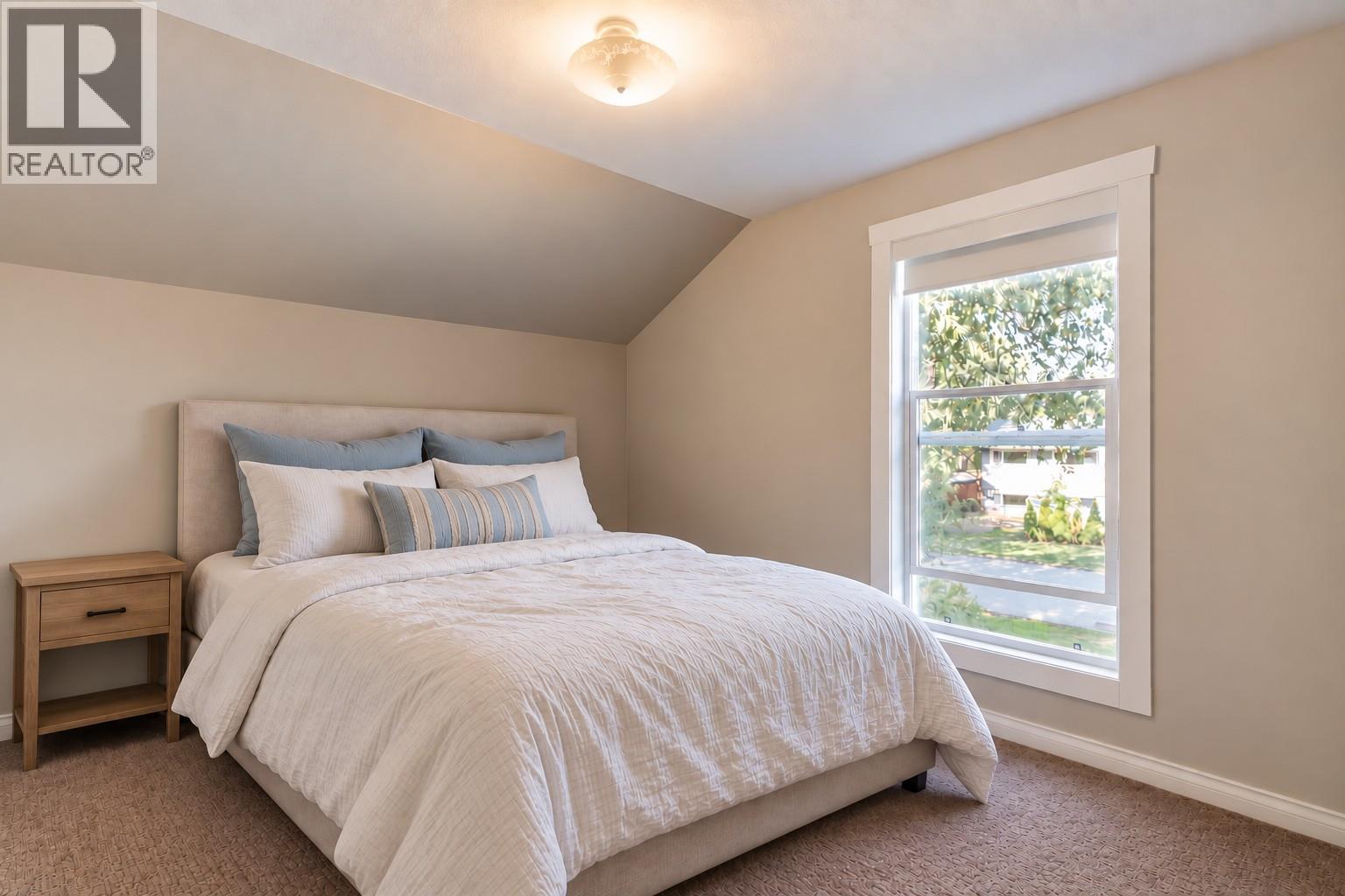1009 Eighth Street, Revelstoke, British Columbia  V0E 2S0 - Photo 40 - 10400248