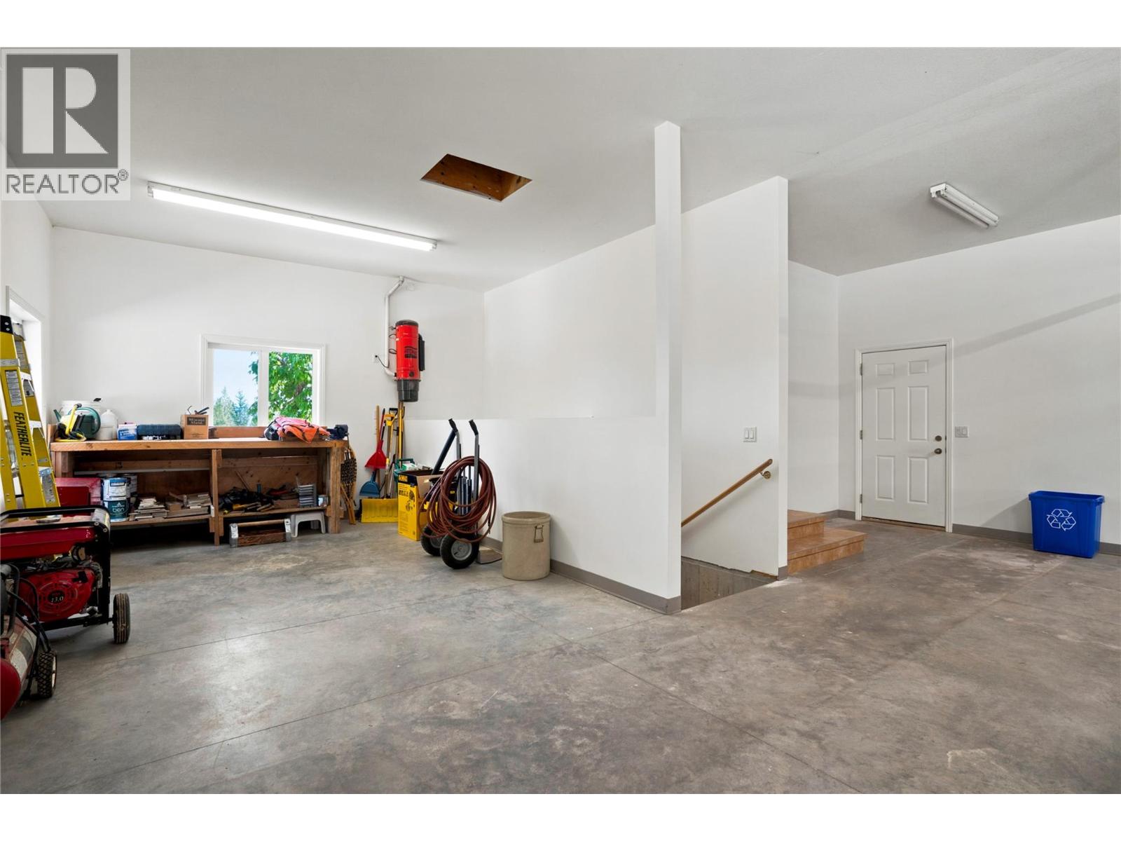 3801 65 Street NW, Salmon Arm, British Columbia  V1E 3A8 - Photo 46 - 10400644