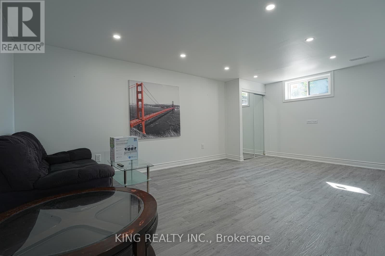 87 Elvaston Drive, Toronto, Ontario  M4A 1N7 - Photo 13 - C13655194