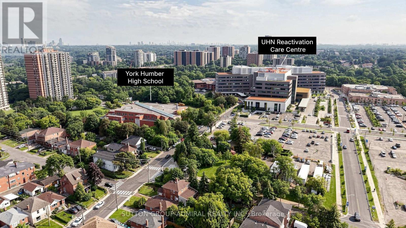 12 Laxis Avenue, Toronto, Ontario  M6M 2K5 - Photo 48 - W13781230