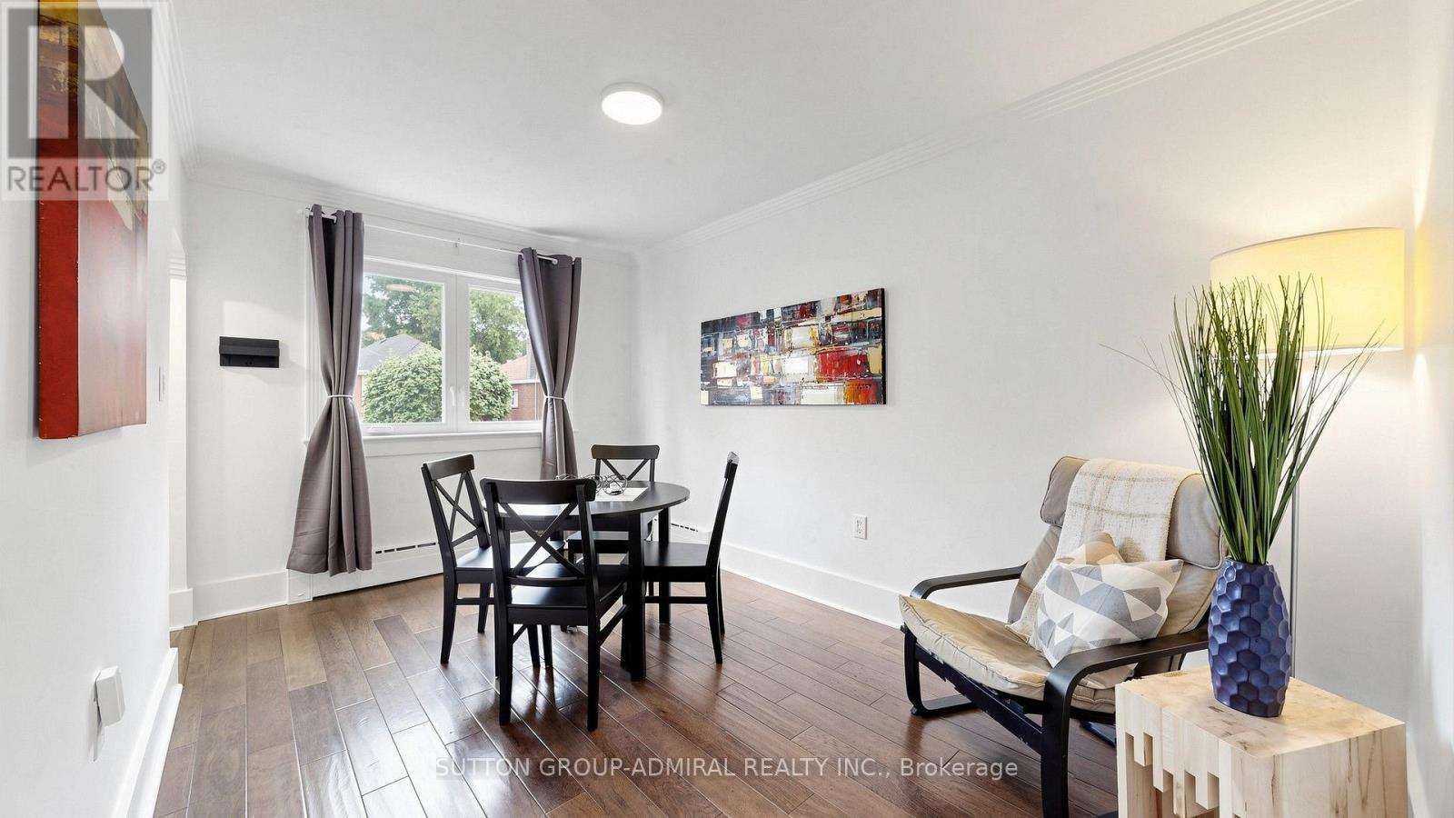 12 Laxis Avenue, Toronto, Ontario  M6M 2K5 - Photo 6 - W13781230
