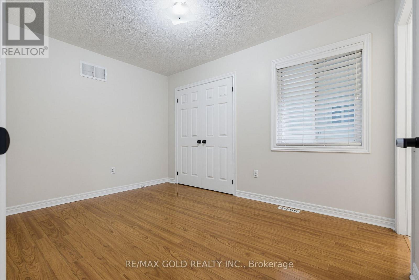 75 Watsonbrook Drive, Brampton, Ontario  L6R 0R3 - Photo 14 - W13781238