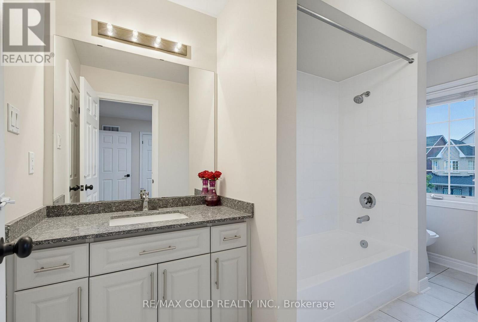 75 Watsonbrook Drive, Brampton, Ontario  L6R 0R3 - Photo 18 - W13781238