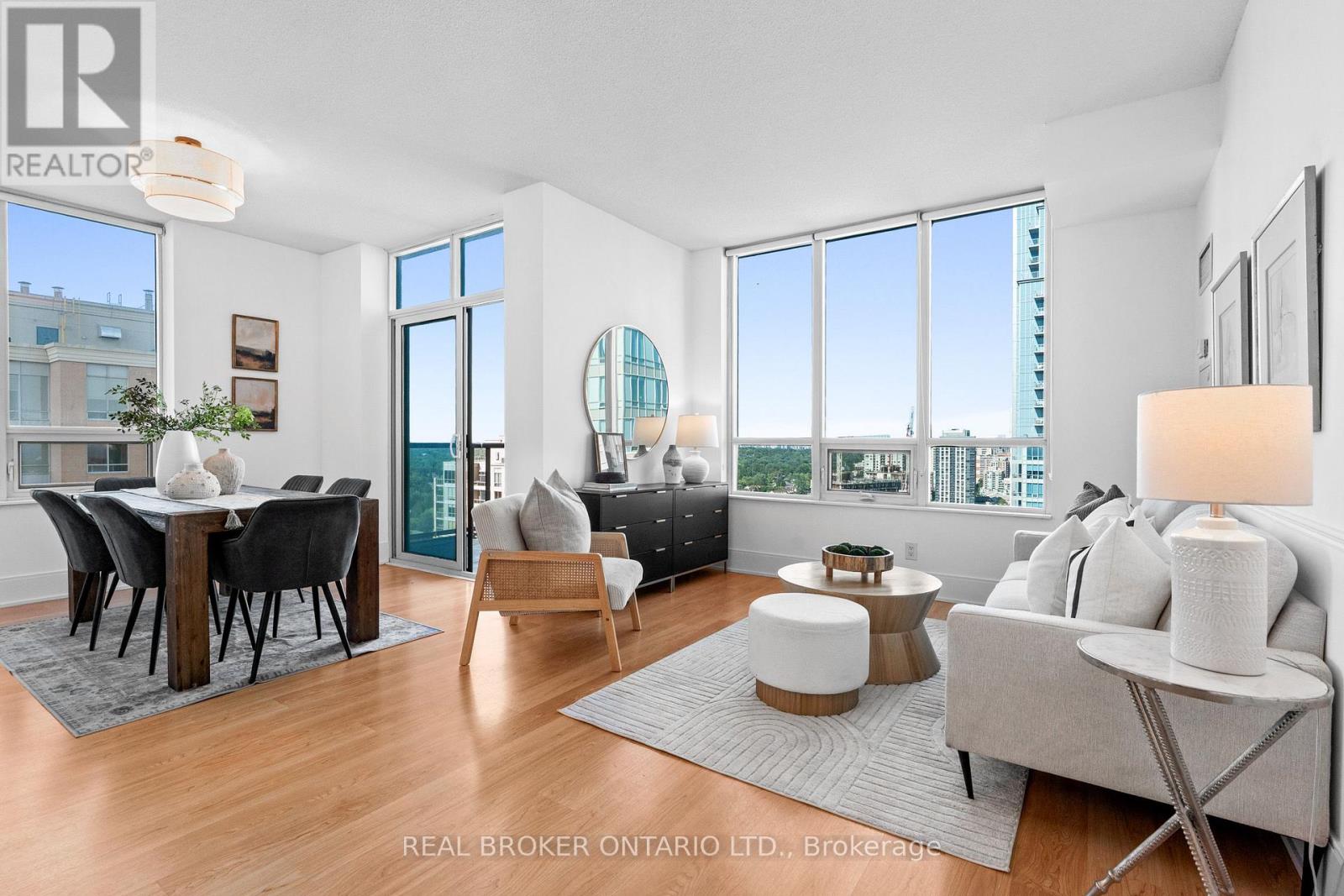 2642 - 35 VIKING LANE, Toronto, Ontario