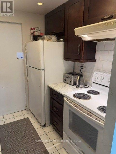 715 - 4 Lisa Street W, Brampton, Ontario  L6T 4B6 - Photo 12 - W13781316