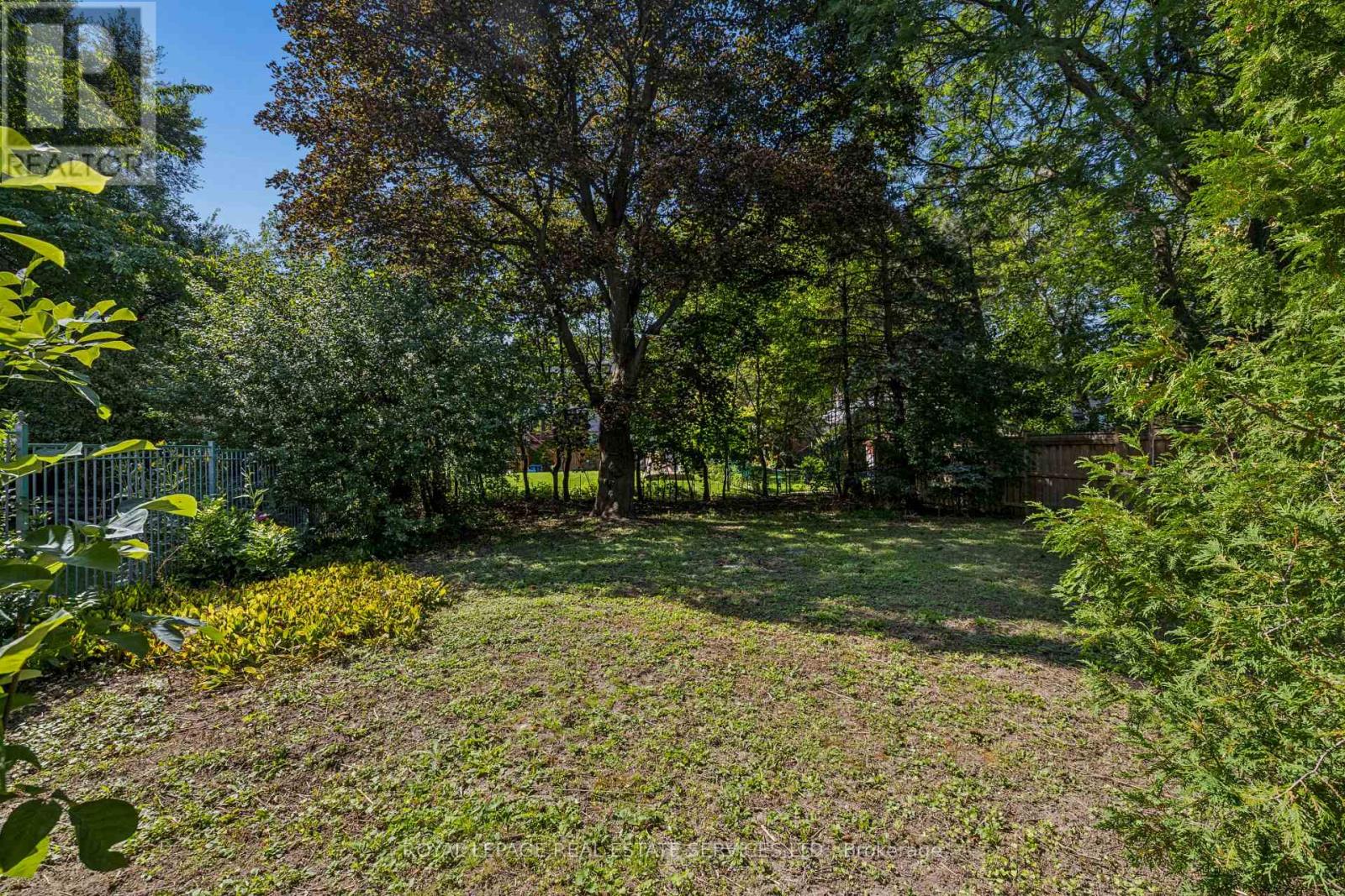 98 Prennan Avenue, Toronto, Ontario  M9B 4C4 - Photo 9 - W13781330