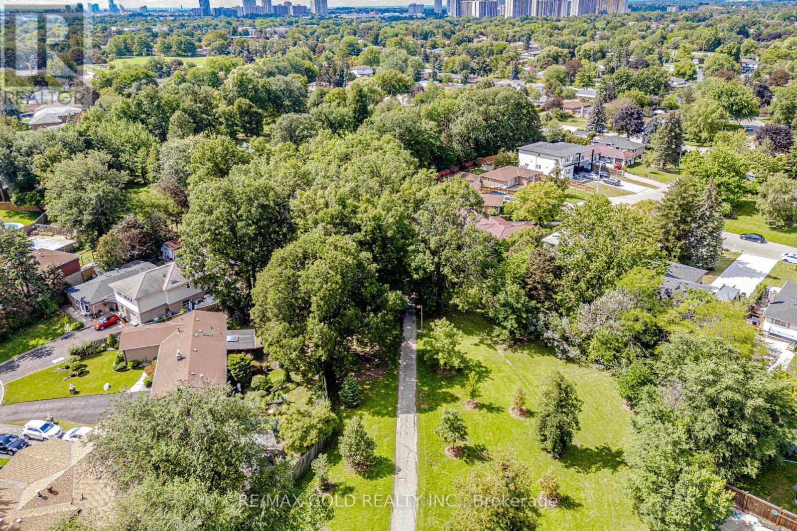 44 Deloraine Drive, Brampton, Ontario  L6T 1T7 - Photo 28 - W13781334