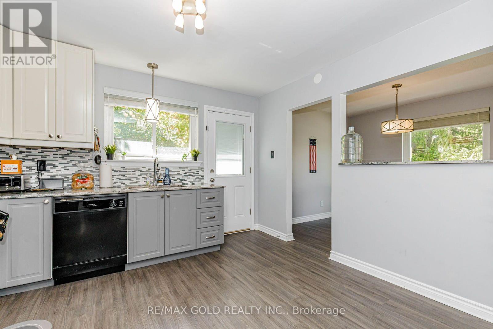 44 Deloraine Drive, Brampton, Ontario  L6T 1T7 - Photo 8 - W13781334