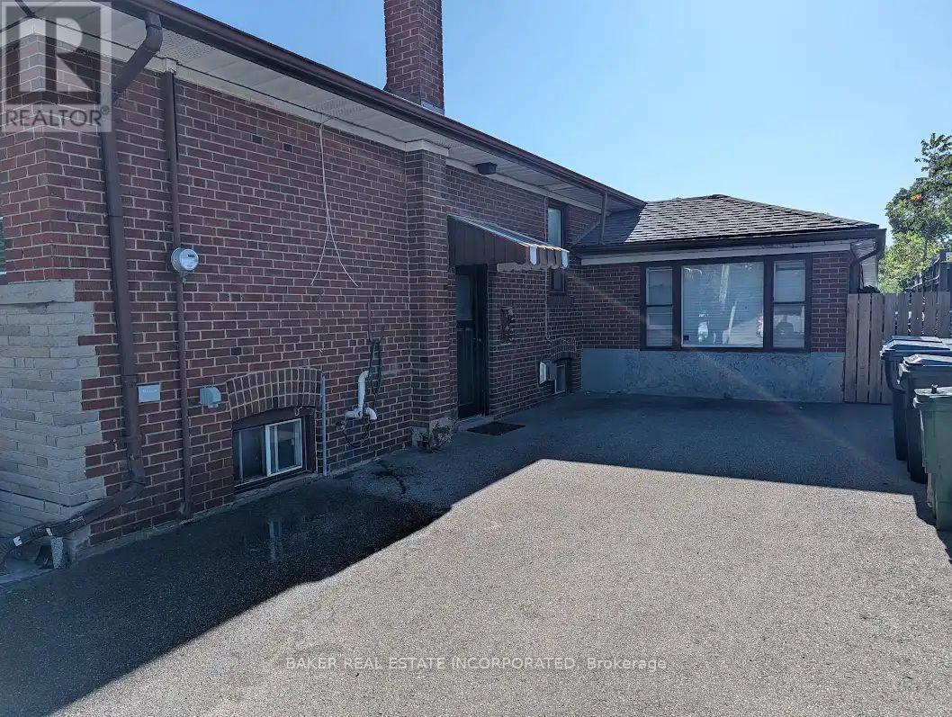 4 Nordin Avenue, Toronto, Ontario  M8Z 2B1 - Photo 13 - W13781346