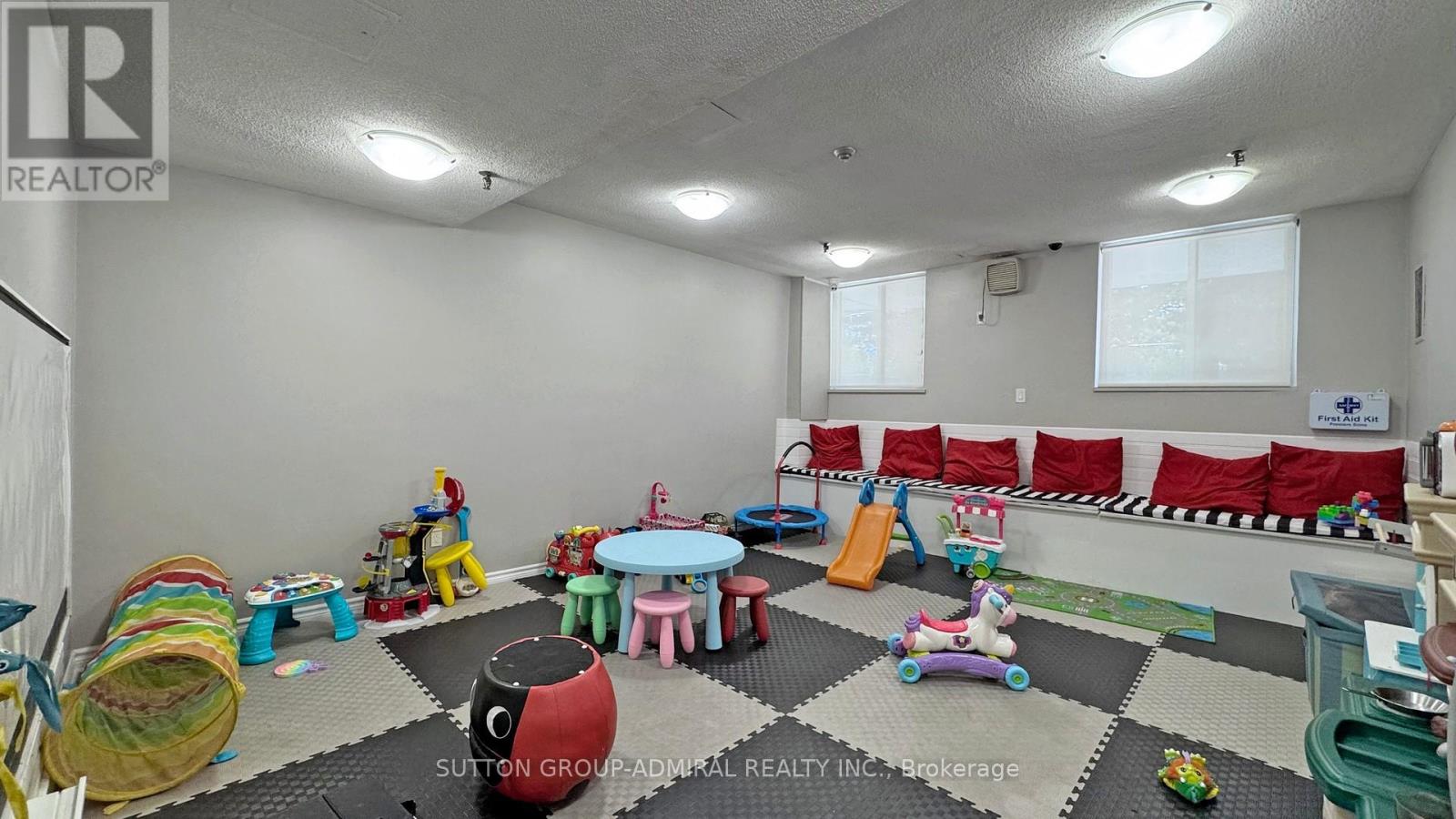 2402 - 85 Emmett Avenue, Toronto, Ontario  M6M 5A2 - Photo 40 - W13781380