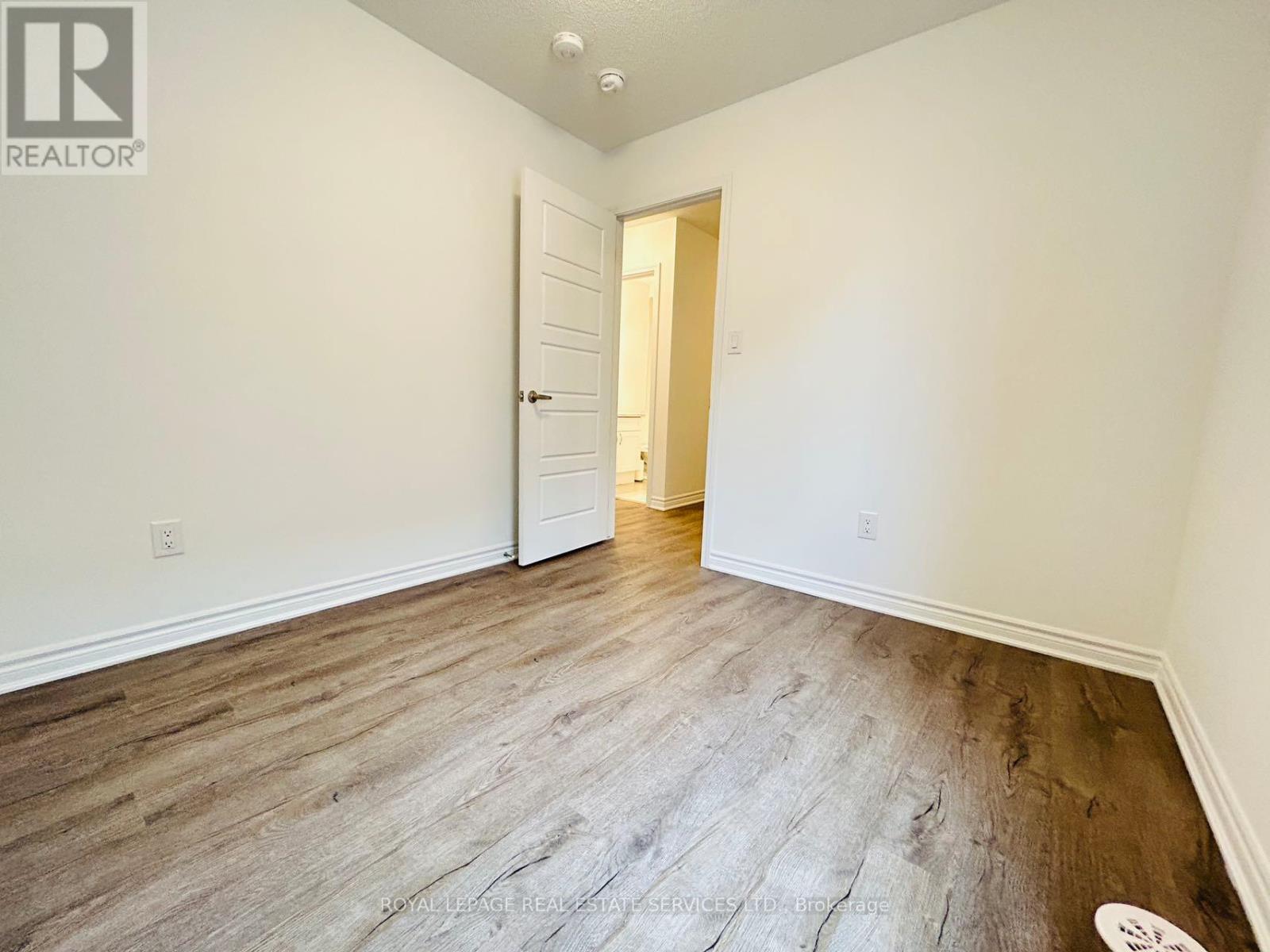 1577 Moira Crescent, Milton, Ontario  L9E 1X8 - Photo 19 - W13781392