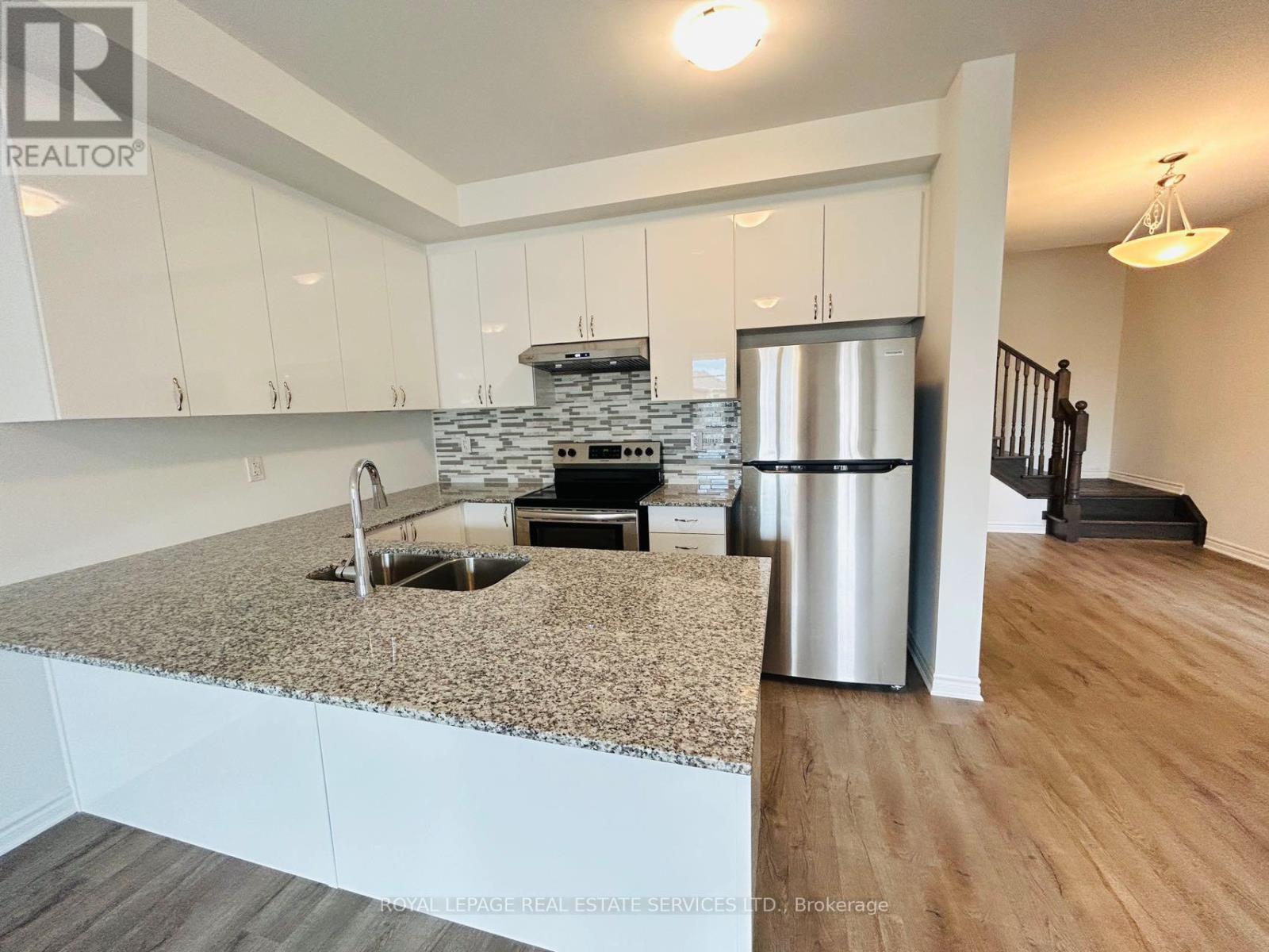 1577 Moira Crescent, Milton, Ontario  L9E 1X8 - Photo 8 - W13781392
