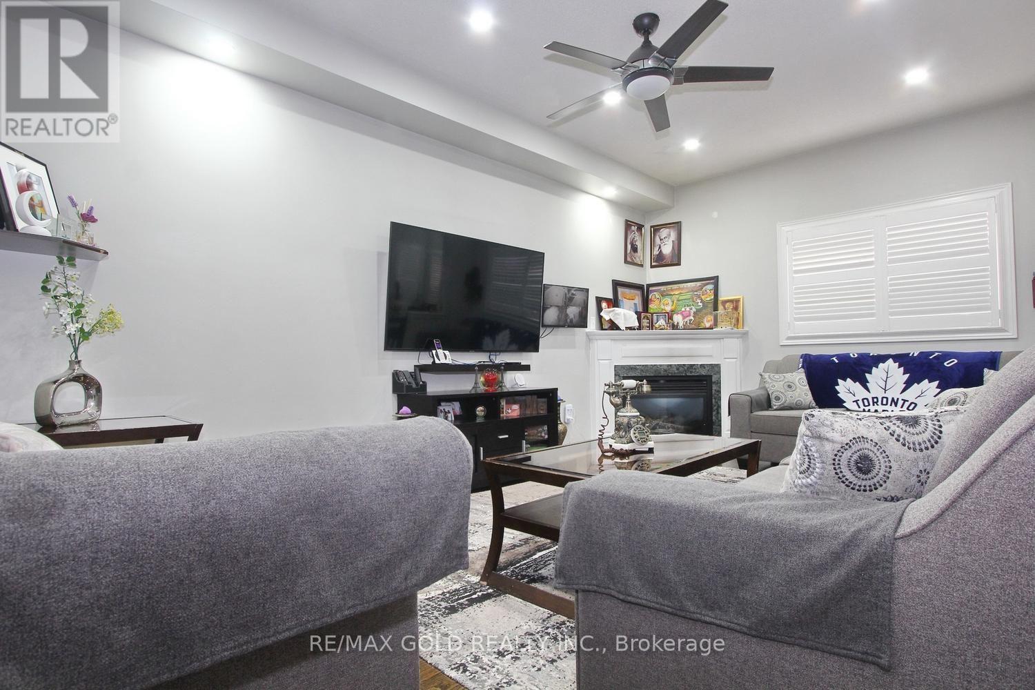 15 Youngestar Trail, Brampton, Ontario  L6P 1P5 - Photo 14 - W13781416
