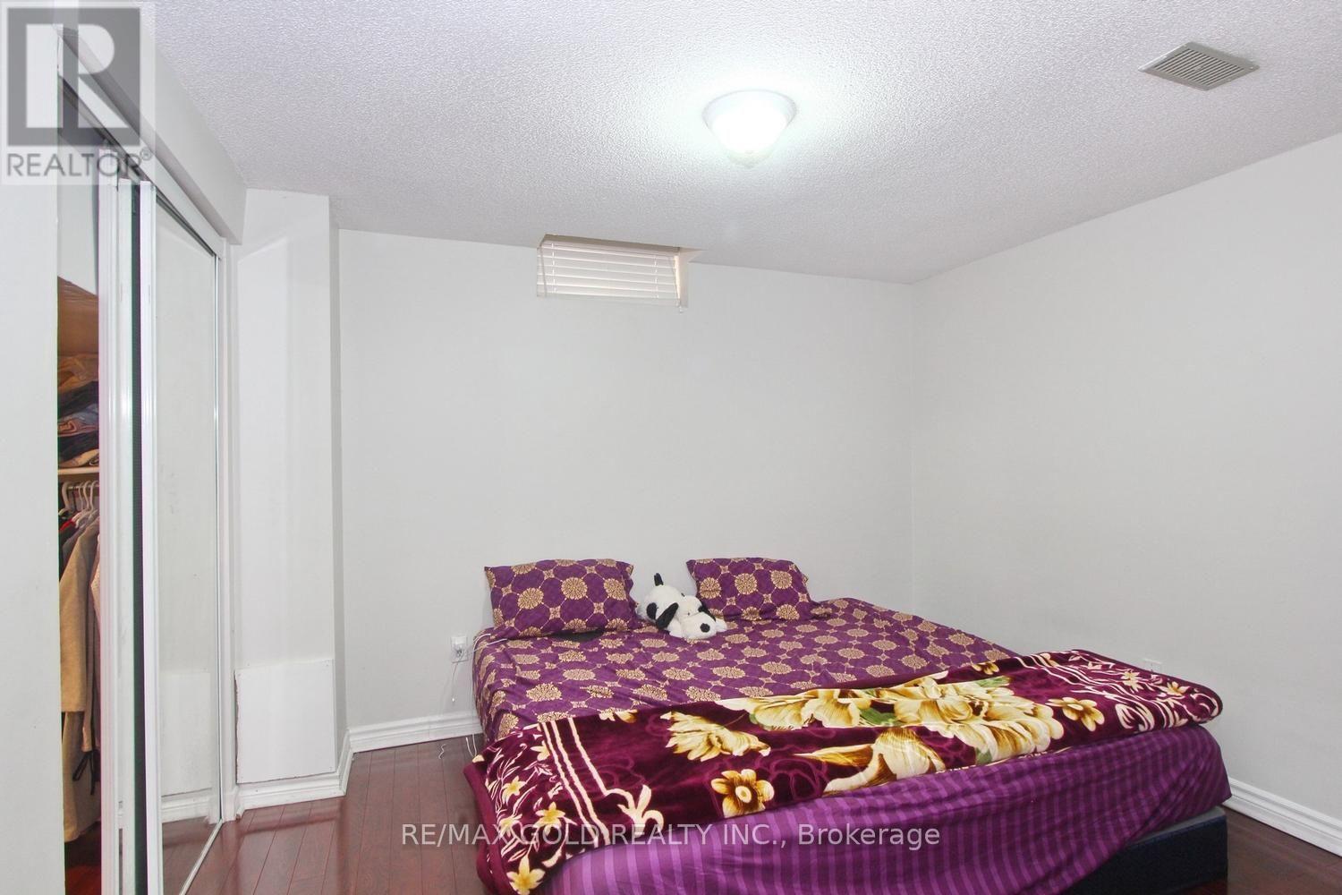 15 Youngestar Trail, Brampton, Ontario  L6P 1P5 - Photo 33 - W13781416