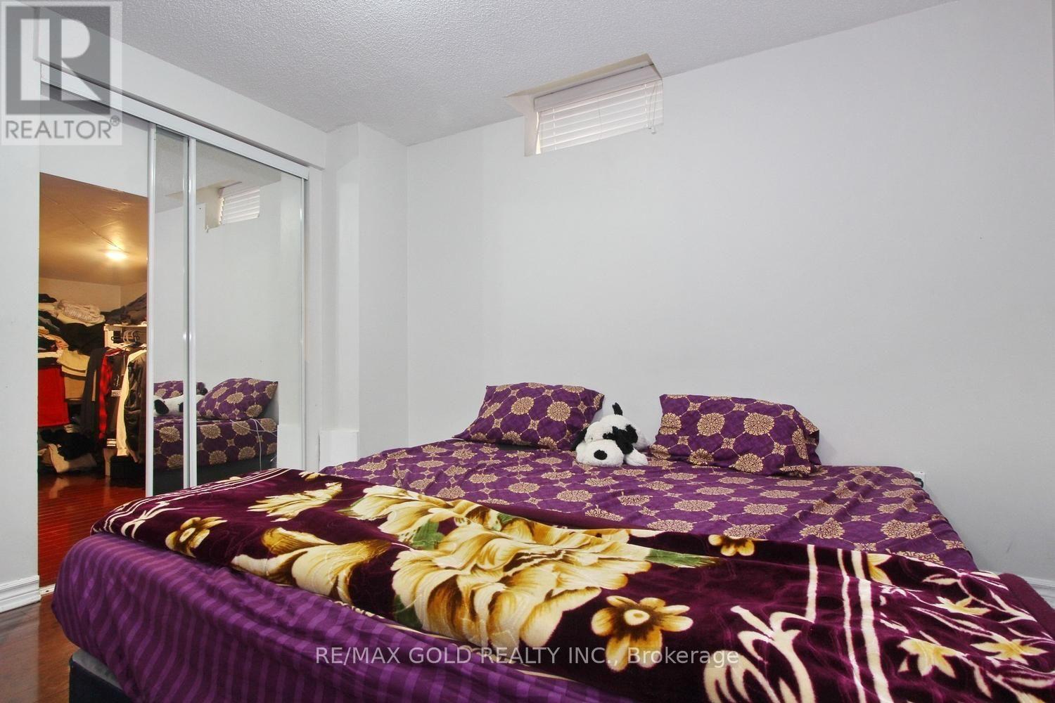 15 Youngestar Trail, Brampton, Ontario  L6P 1P5 - Photo 34 - W13781416