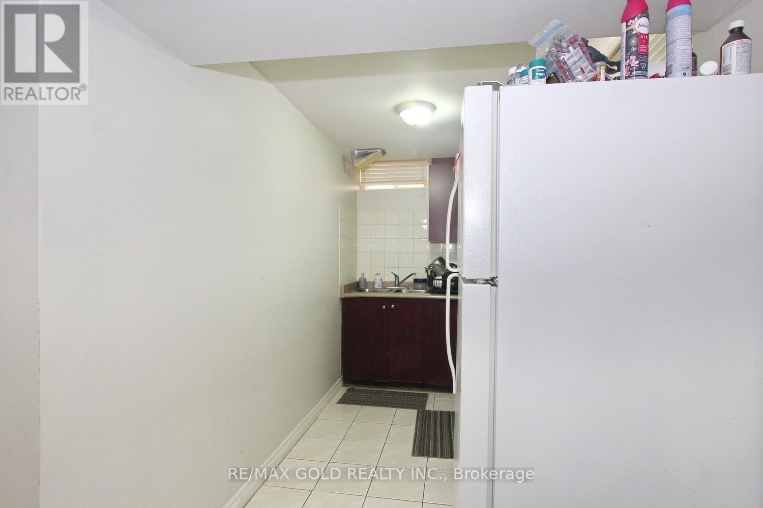 15 Youngestar Trail, Brampton, Ontario  L6P 1P5 - Photo 37 - W13781416