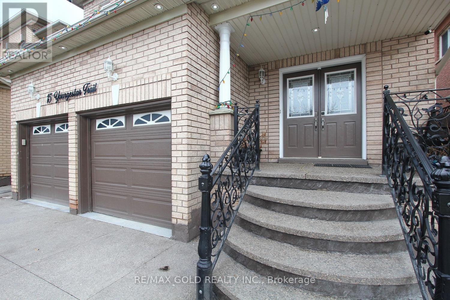 15 Youngestar Trail, Brampton, Ontario  L6P 1P5 - Photo 4 - W13781416