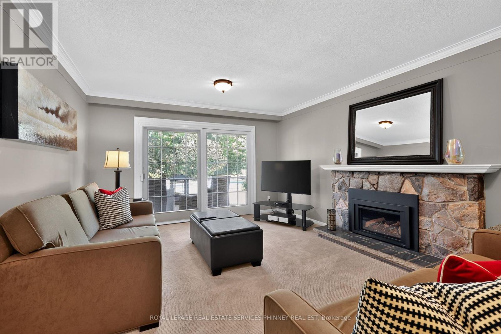 3708 Beechollow Crescent, Mississauga, Ontario L4Y 3T2 - Photo 12 - W13781452