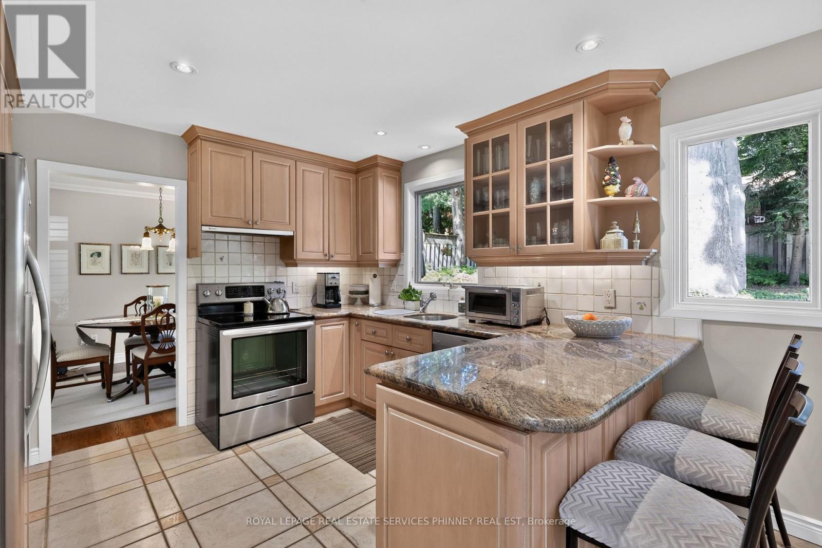3708 Beechollow Crescent, Mississauga, Ontario L4Y 3T2 - Photo 9 - W13781452