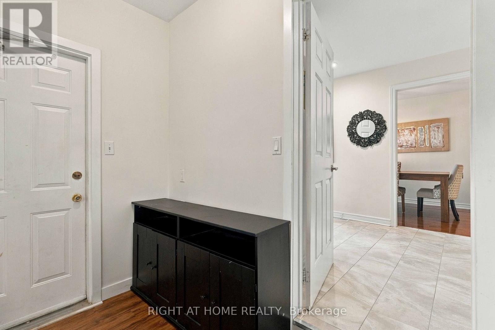 1355 Boulder Creek Crescent, Mississauga, Ontario  L5J 4N7 - Photo 21 - W13781470