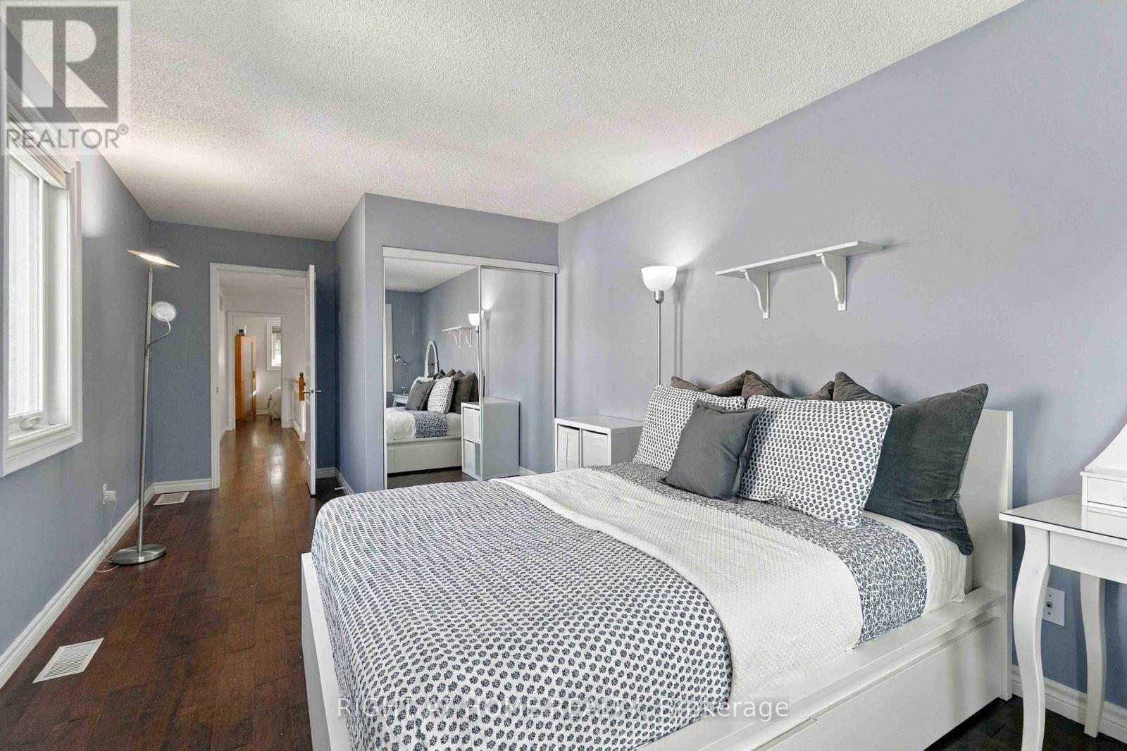 1355 Boulder Creek Crescent, Mississauga, Ontario  L5J 4N7 - Photo 28 - W13781470