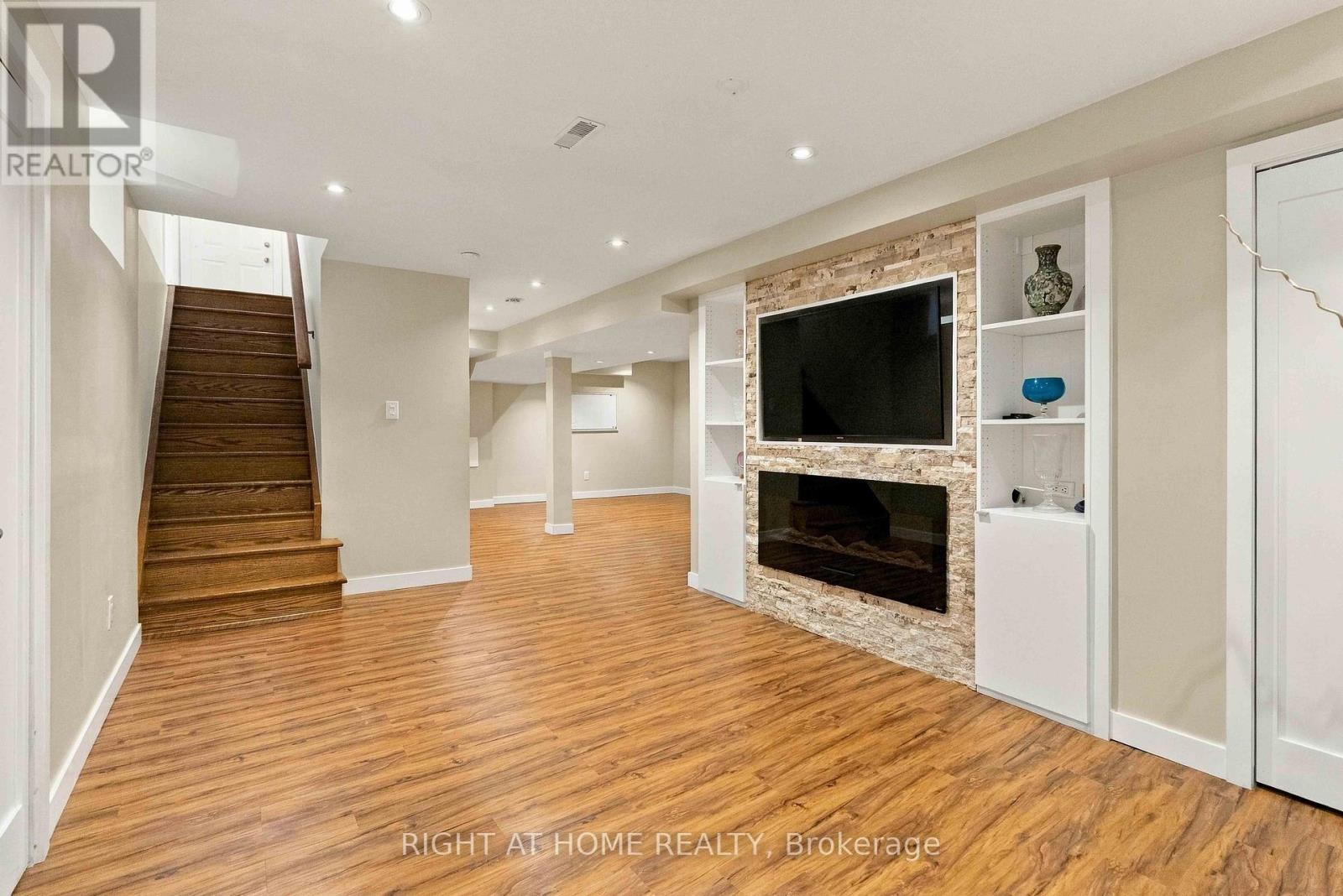 1355 Boulder Creek Crescent, Mississauga, Ontario  L5J 4N7 - Photo 36 - W13781470