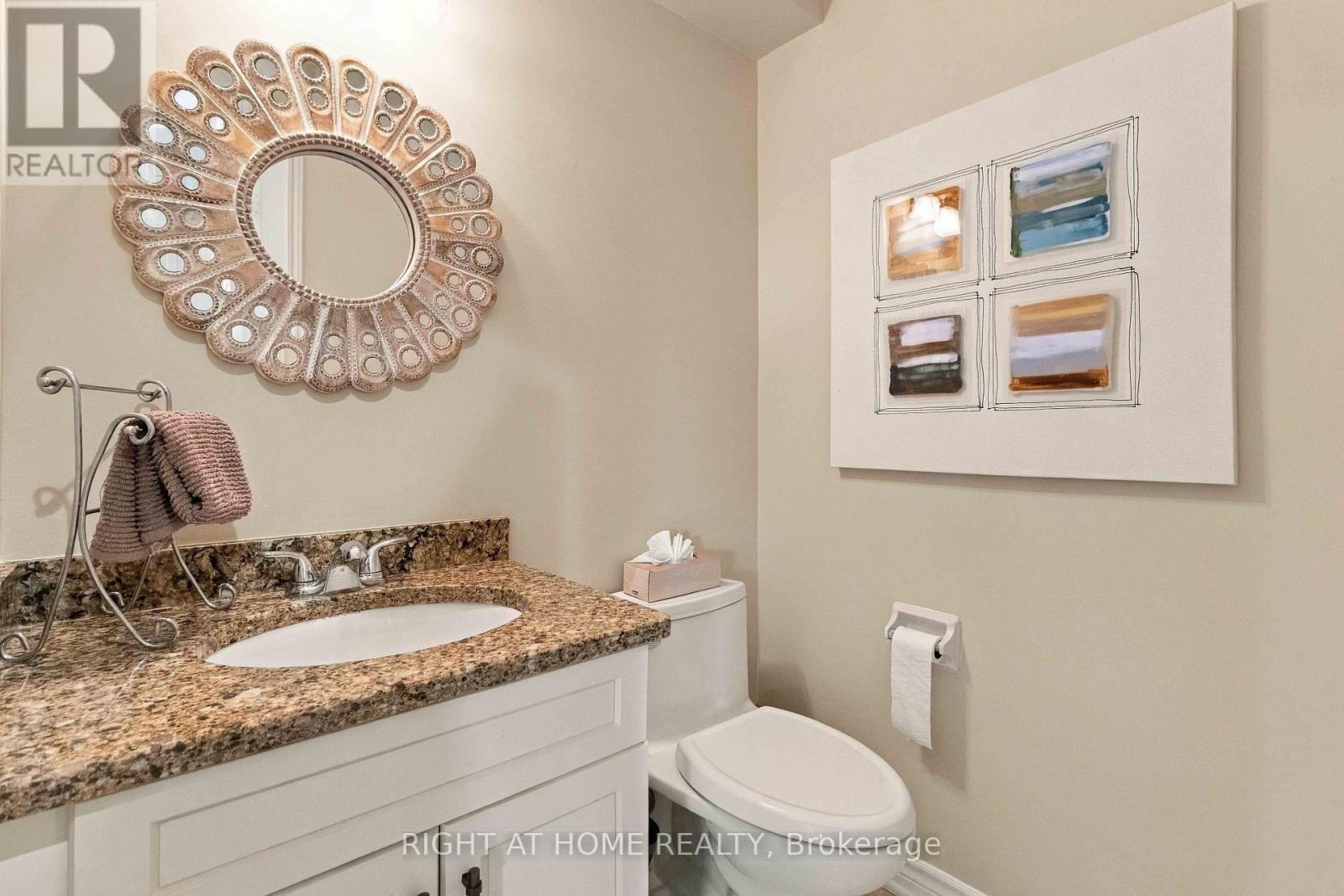 1355 Boulder Creek Crescent, Mississauga, Ontario  L5J 4N7 - Photo 6 - W13781470