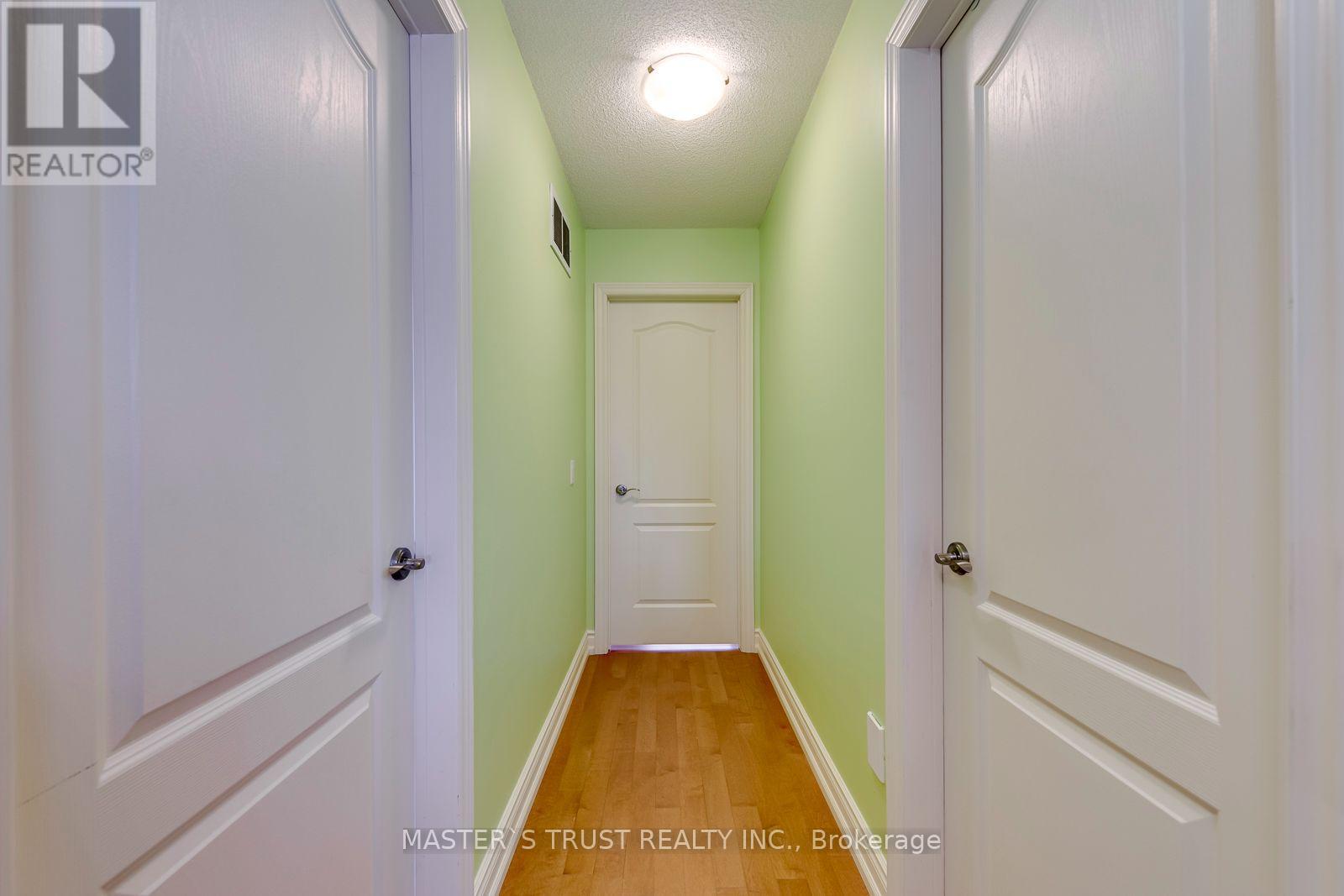 797 Khan Crescent, Mississauga, Ontario  L5V 2R2 - Photo 32 - W13781476